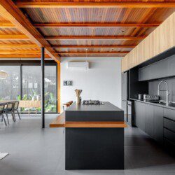 Frente mar em Canto Grande aluguel de temporada 1 - Aluguéis de verão em Bombinhas SC