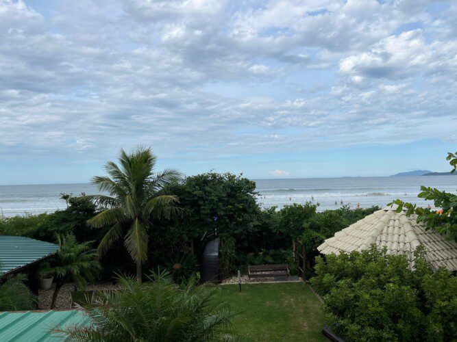 WhatsApp Image 2025 06 21 at 09.57.58 3 scaled - Aluguéis de verão em Bombinhas SC