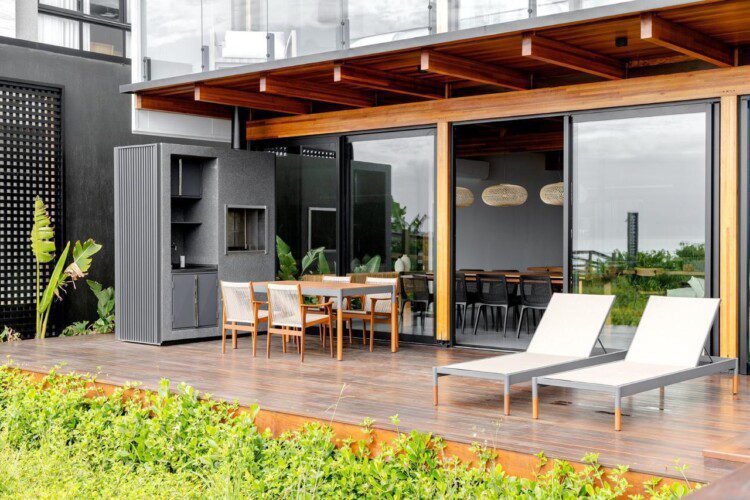 casa pe na areia em Canto Grande 1 1 - Aluguéis de verão em Bombinhas SC