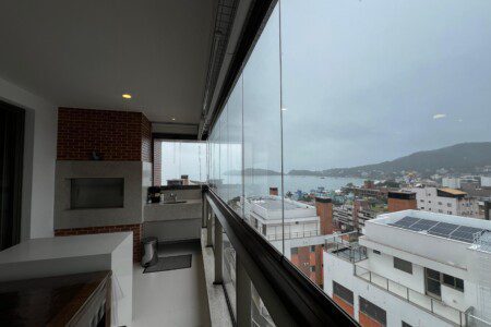 Alugar imoveis em bombinhas scaled - Aluguéis de verão em Bombinhas SC