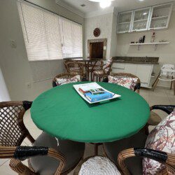 Casa com 4 Suites a Poucos Metros da Praia de Mariscal para Locacao de Temporada 1 - Aluguéis de verão em Bombinhas SC