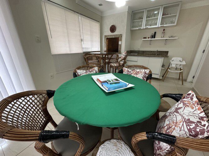 Casa com 4 Suites a Poucos Metros da Praia de Mariscal para Locacao de Temporada 1 - Aluguéis de verão em Bombinhas SC