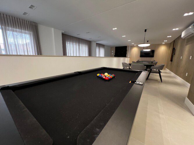 Roccoimob Bombinhas scaled - Aluguéis de verão em Bombinhas SC