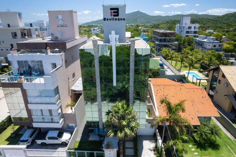Cobertura duplex para locacao de temporada em bombinhas com piscina 1 - Aluguéis de verão em Bombinhas SC