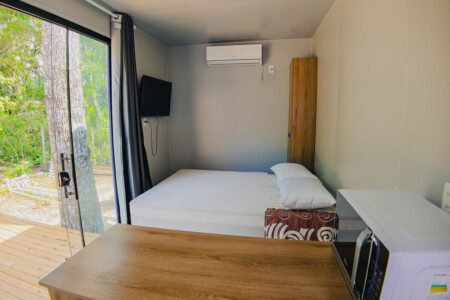 Chalé Econômico para Casal no Mariscal com Deck Integrado à Natureza (5) 1200x900 - Aluguéis de verão em Bombinhas SC